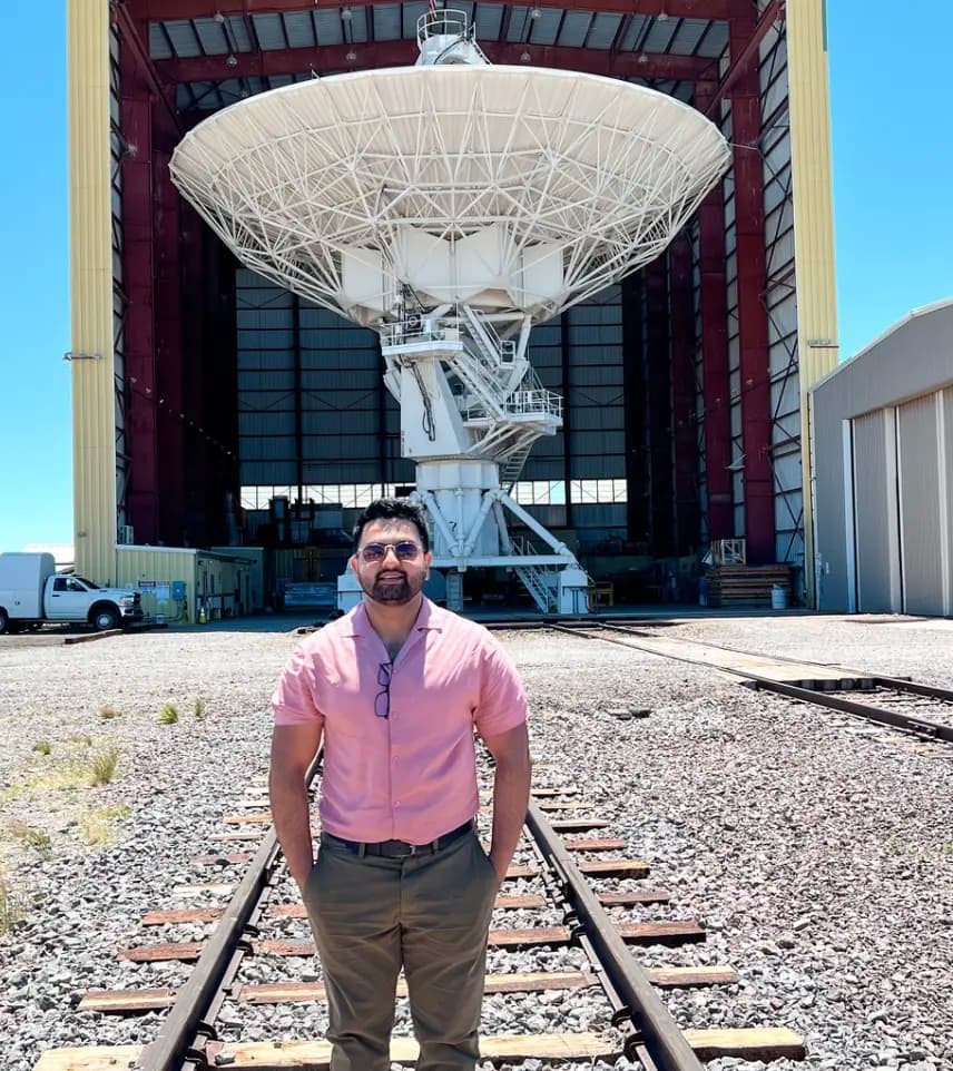 Mayukh Bagchi at Very Large Array